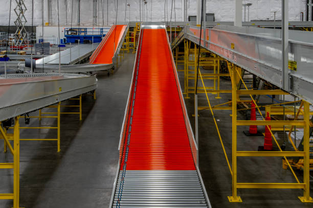 Large conveyor for warehouse.